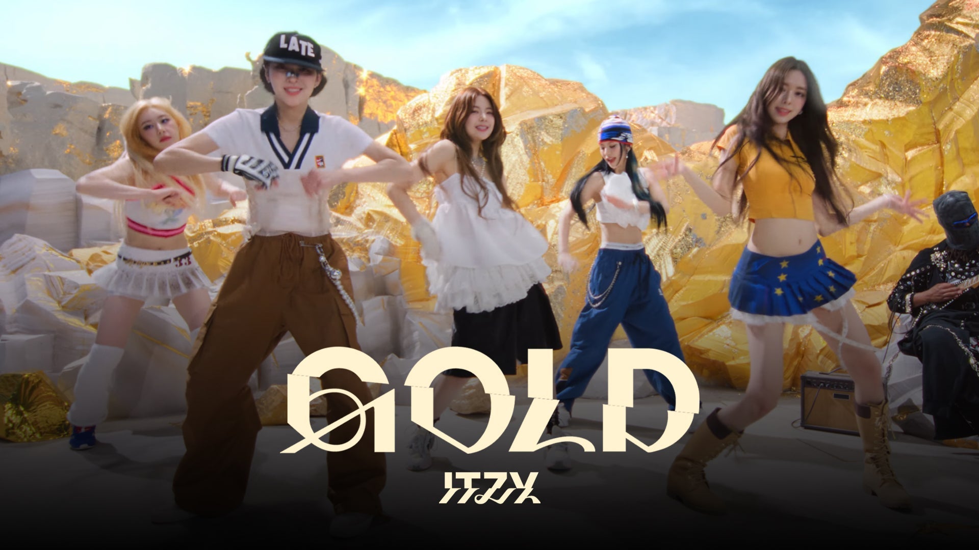 ITZY Brings in the Dynamite Gold In New MV