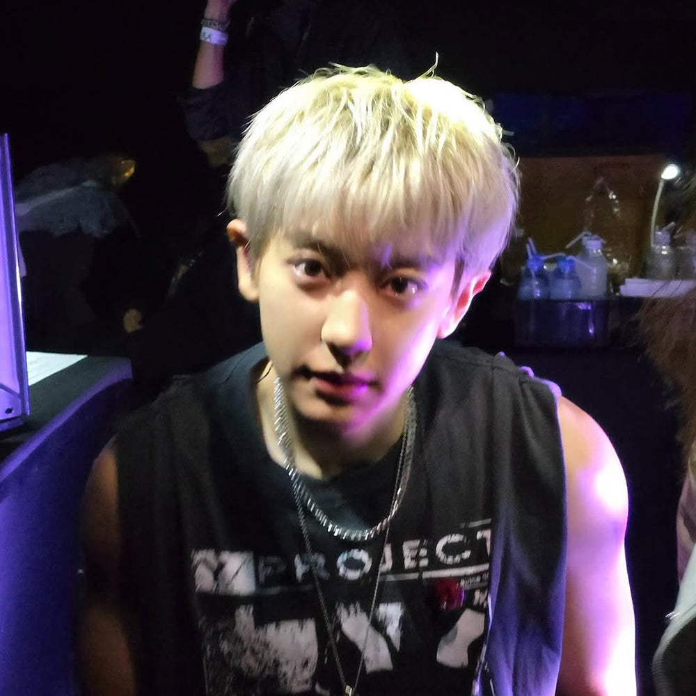CHANYEOL - Upside Down (Selfie Ver.) 2nd Mini Album